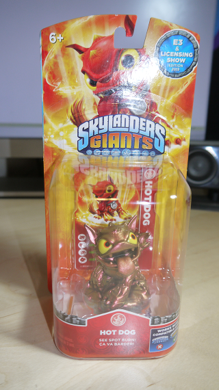 Illustration for article titled The E3 2013 Exclusive Skylanders Hot Dog MISB RARE